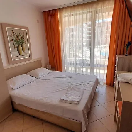 2 Royal Sun E24 With Poolview And Big Balcony * 써니비치