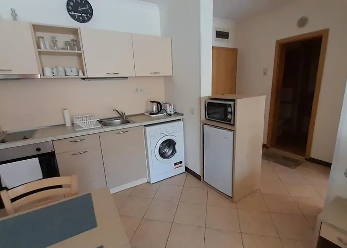 アパート 2 Royal Sun E24 With Poolview And Big Balcony