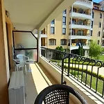 2 Royal Sun E24 With Poolview And Big Balcony Appartamento Sunny Beach